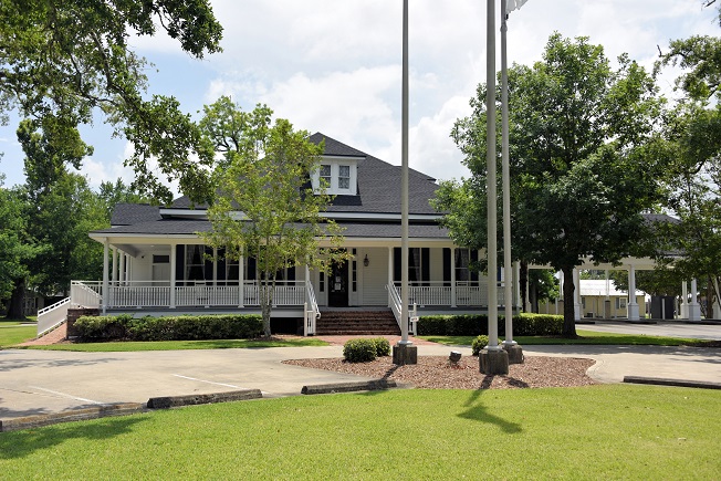 Napoleonville Office